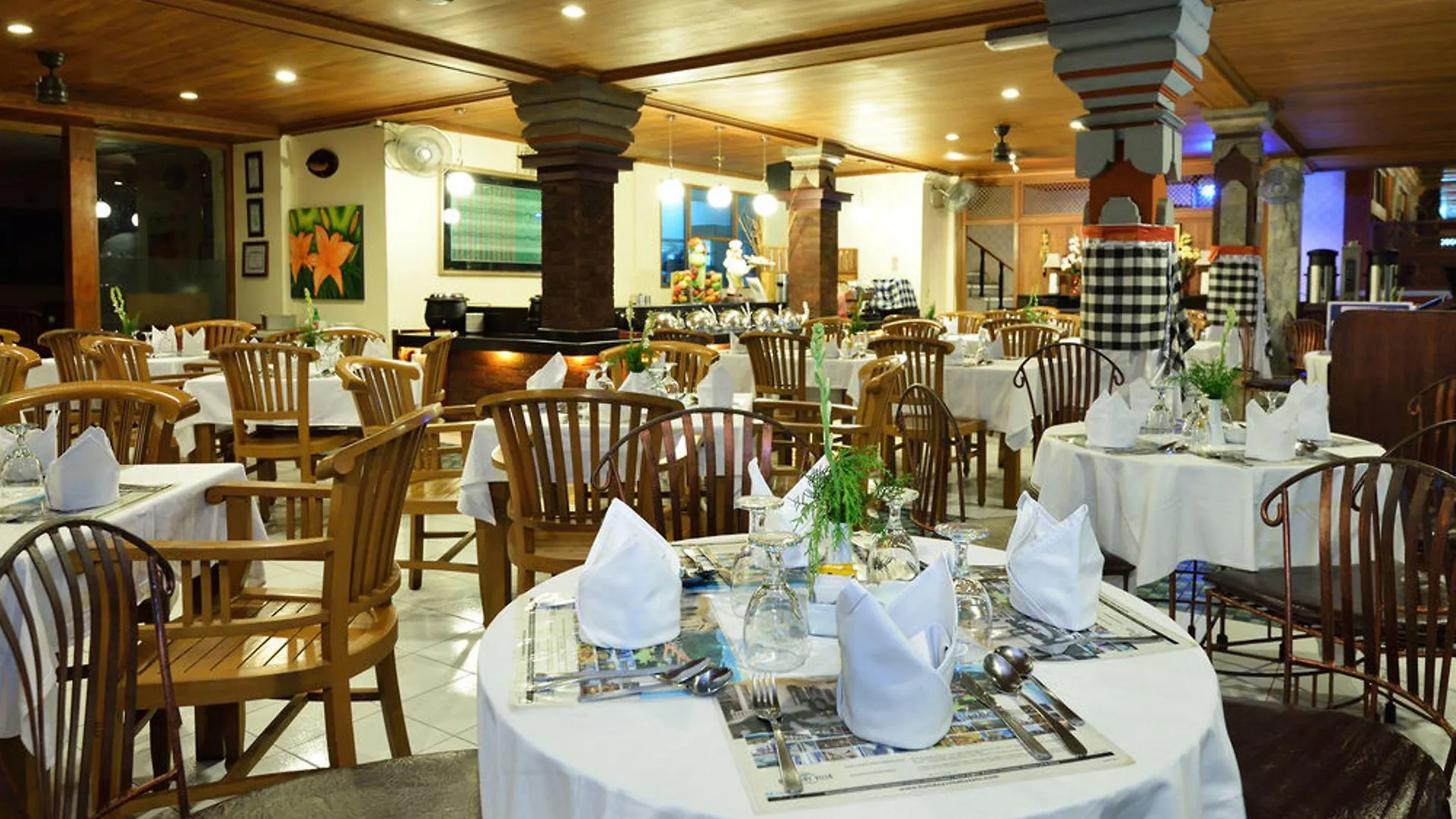 Wina Holiday Villa Кута