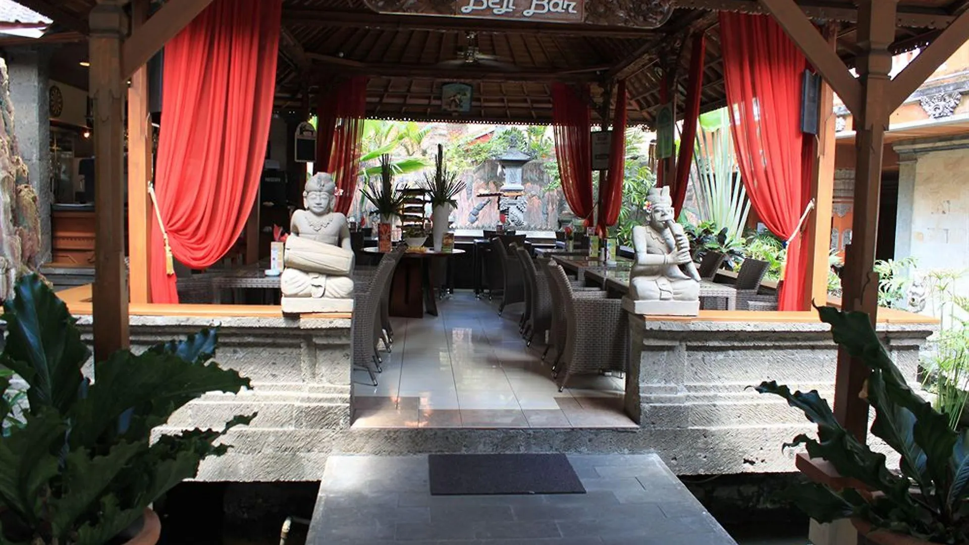 Wina Holiday Villa Kuta Lombok