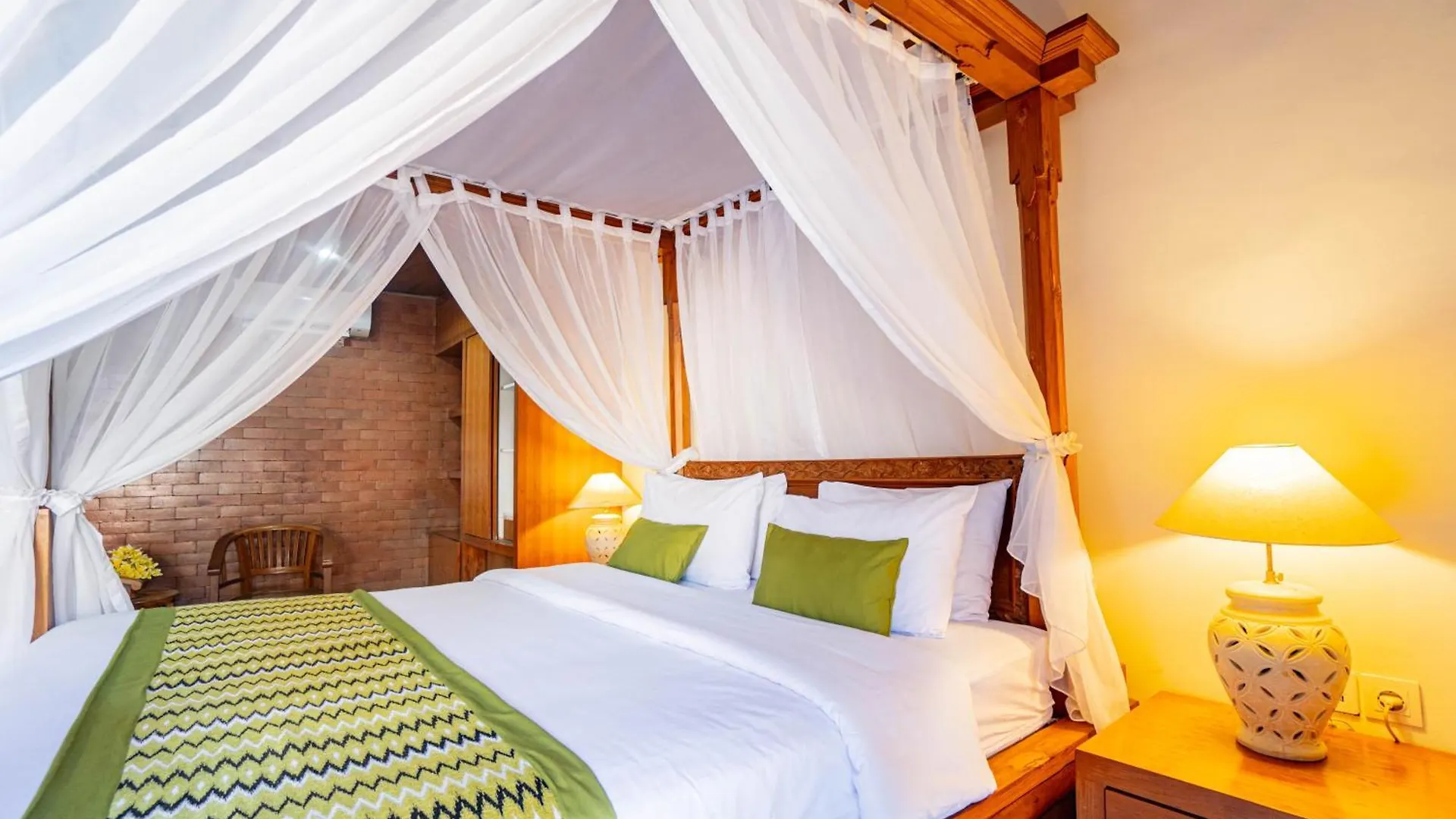 Resort Wina Holiday Villa Kuta Lombok